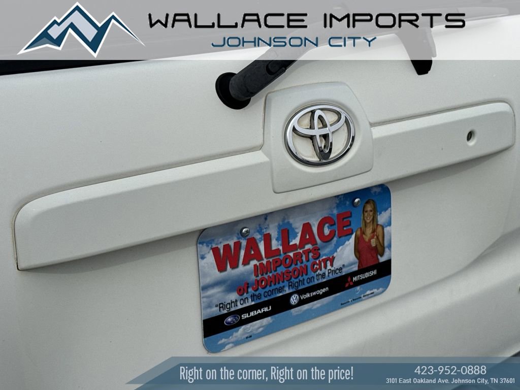 Used 2005 Toyota 4Runner Limited image 10