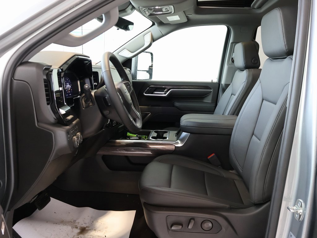 New 2026 Chevrolet Silverado 2500 LTZ w/ LTZ Plus Package image 16