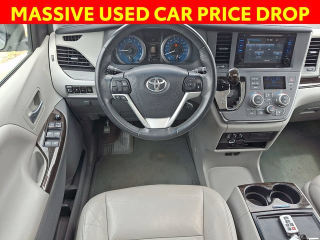 Certified 2017 Toyota Sienna XLE Premium AWD/4WD image 12