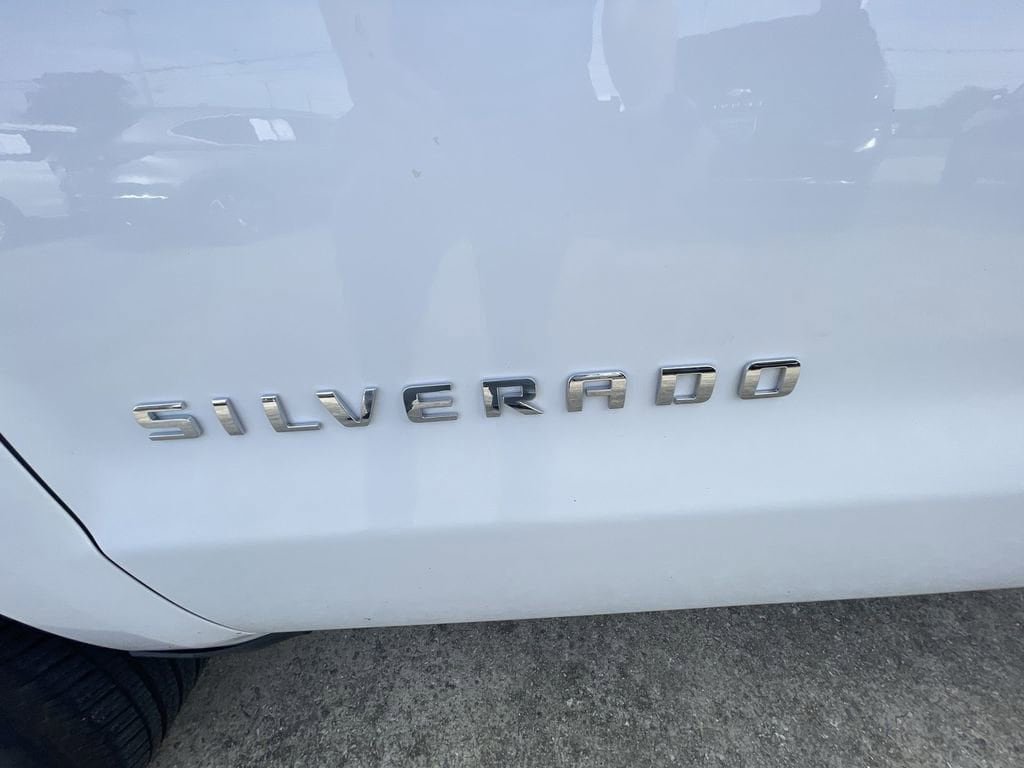 Used 2015 Chevrolet Silverado 1500 W/T w/ WT Convenience Package AWD/4WD image 29