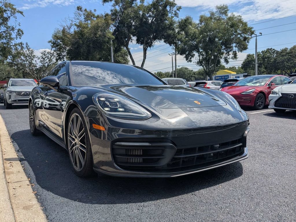 Used 2022 Porsche Panamera RWD image 8