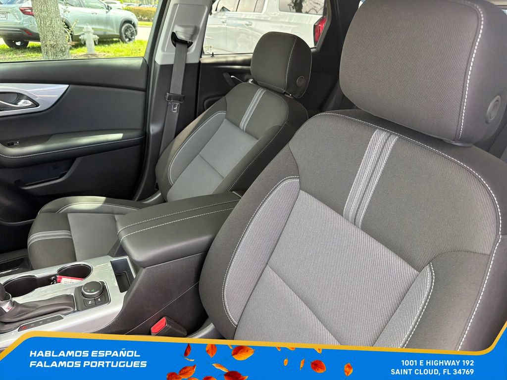 New 2026 Chevrolet Blazer LT w/ Convenience Package FWD image 16