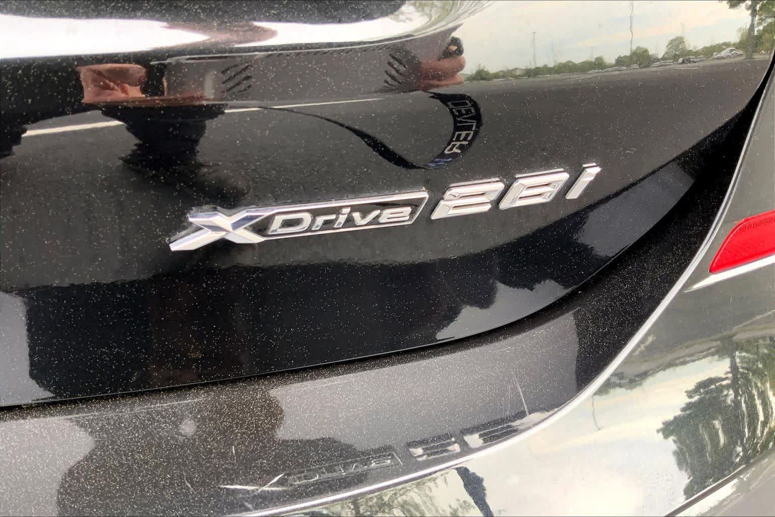 Used 2021 BMW X1 xDrive28i w/ M Sport Package AWD/4WD image 32