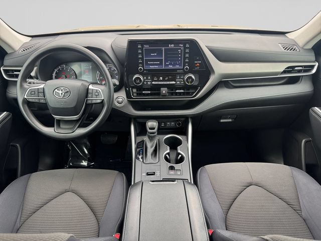 Used 2022 Toyota Highlander L FWD image 14