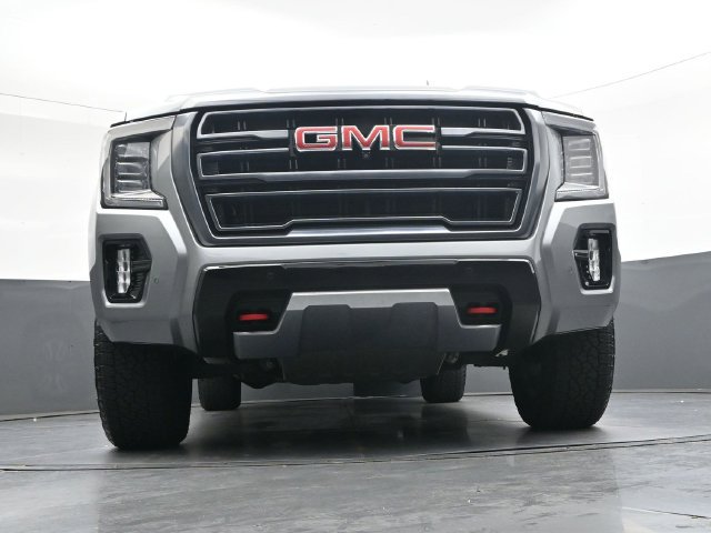 Used 2023 GMC Yukon XL AT4 w/ AT4 Premium Package AWD/4WD image 39
