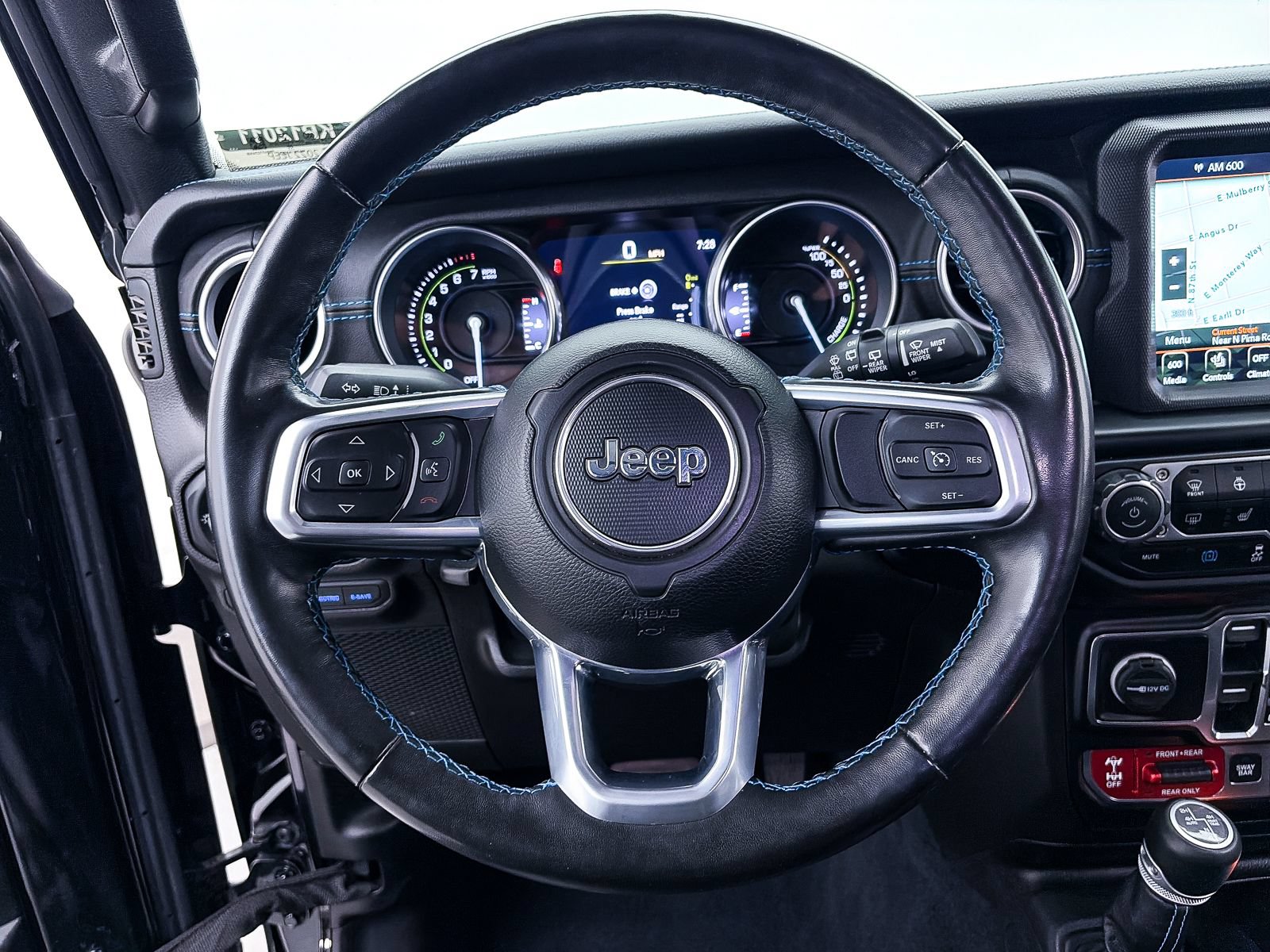 Used 2022 Jeep Wrangler Unlimited Rubicon 4xe w/ Cold Weather Group AWD/4WD image 31