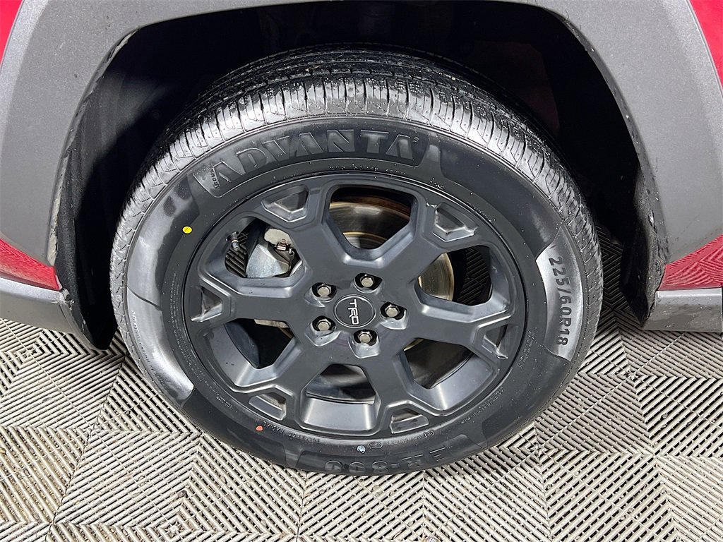 Certified 2024 Toyota RAV4 TRD Off-Road image 33