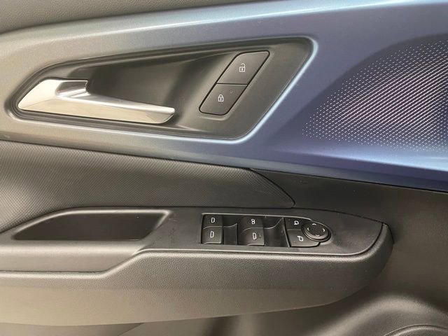 New 2026 Chevrolet Equinox EV LT image 10