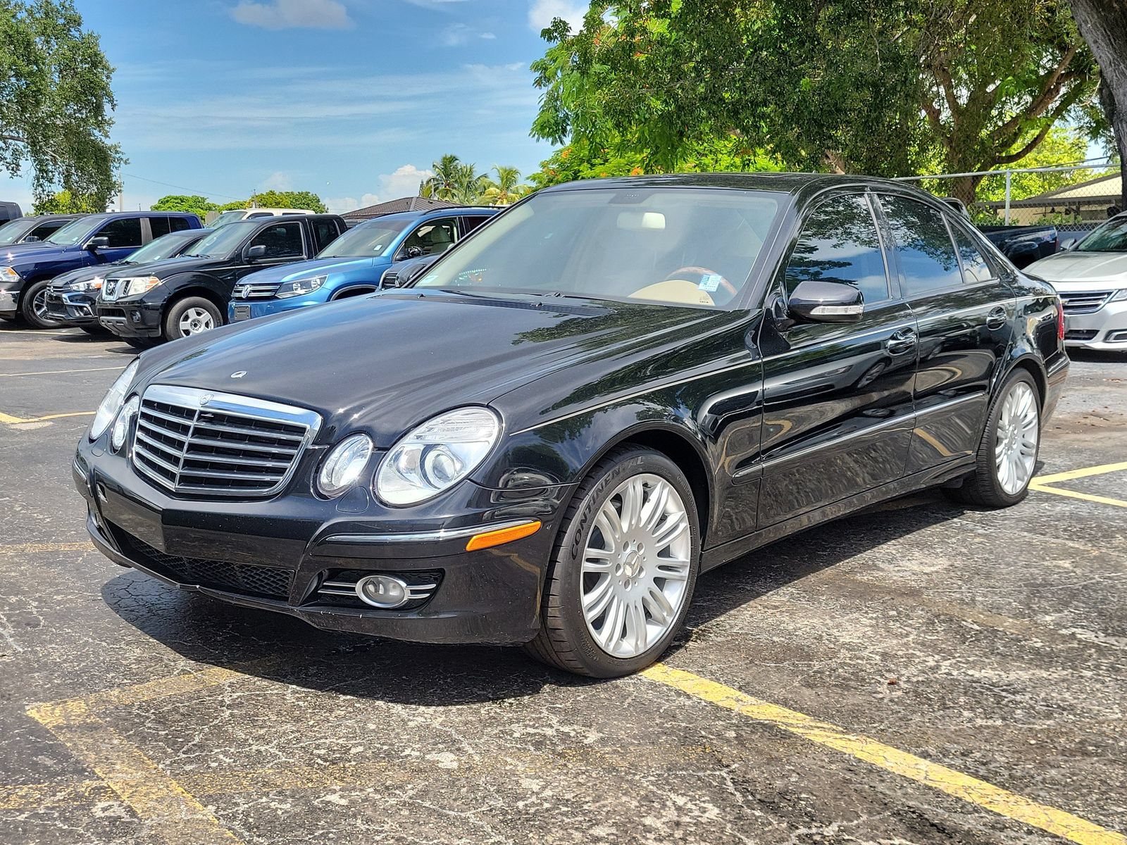 Used 2007 Mercedes-Benz E 550 Sedan image 32