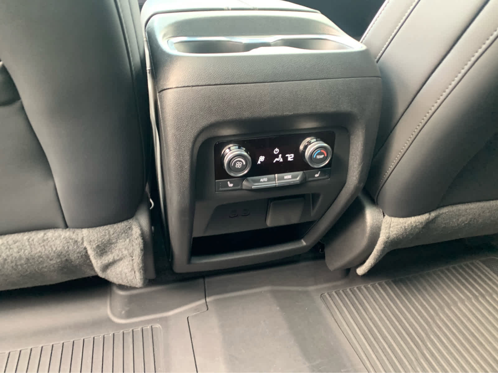 Used 2025 Buick Enclave Avenir w/ Super Cruise Package AWD/4WD image 26