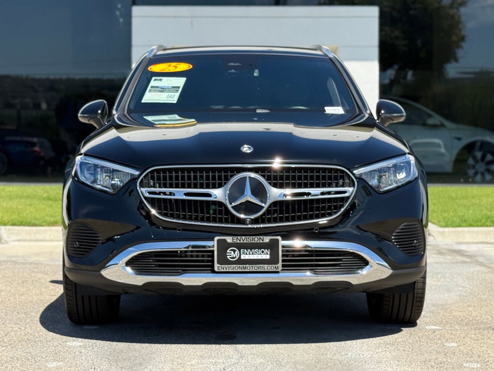 Used 2025 Mercedes-Benz GLC 300 image 5