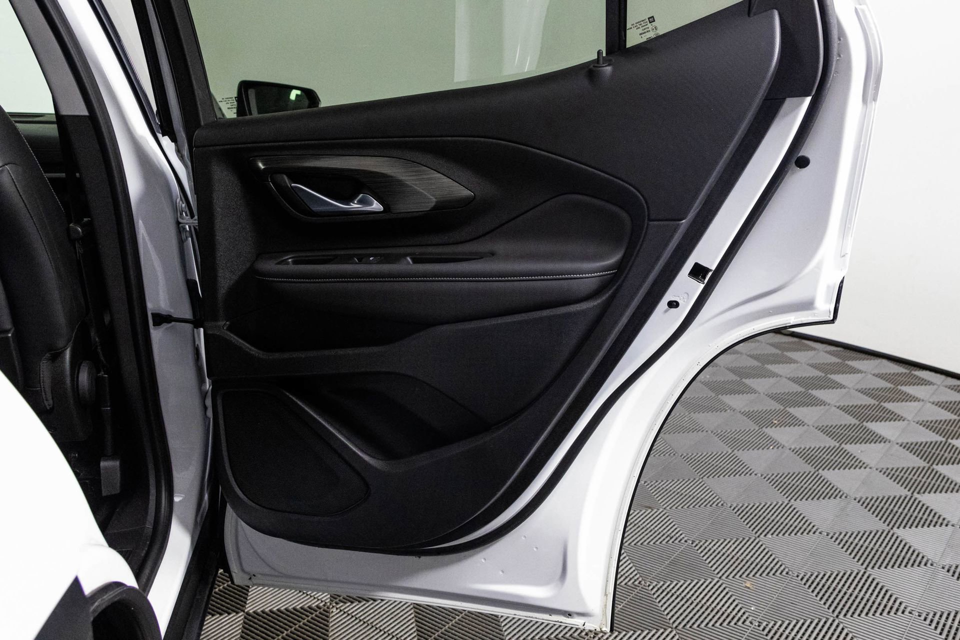 Certified 2022 GMC Terrain SLT w/ Elevation Edition image 39