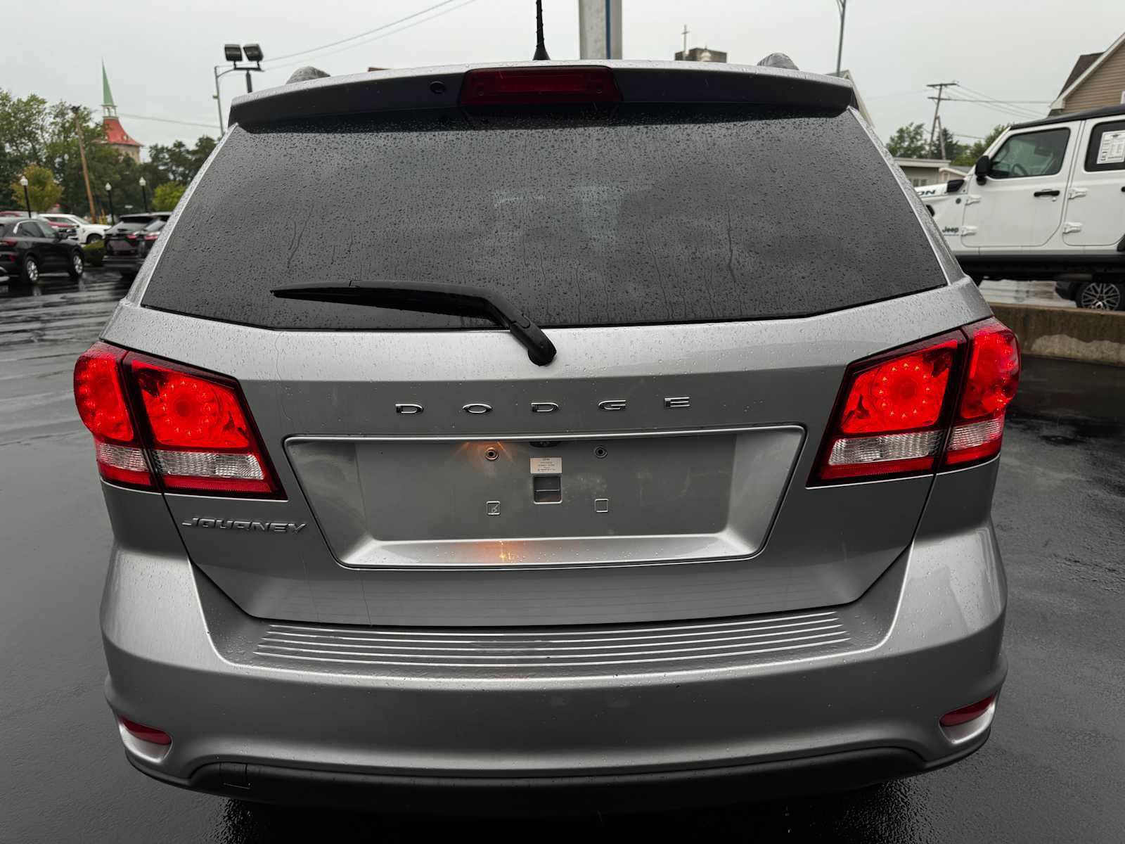 Used 2019 Dodge Journey SE w/ Premium Group FWD image 9