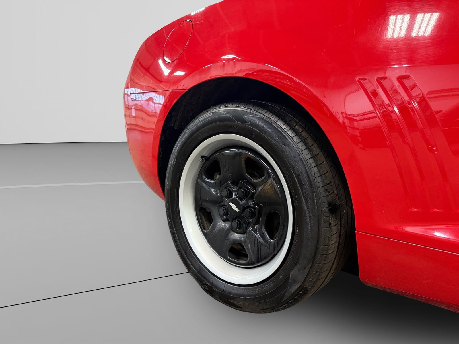 Used 2010 Chevrolet Camaro LS RWD image 45