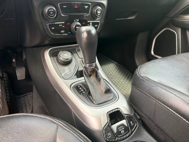 Used 2018 Jeep Compass Latitude w/ Popular Equipment Group AWD/4WD image 35