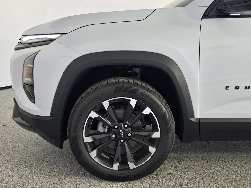 New 2026 Chevrolet Equinox RS w/ Convenience Package III FWD image 9