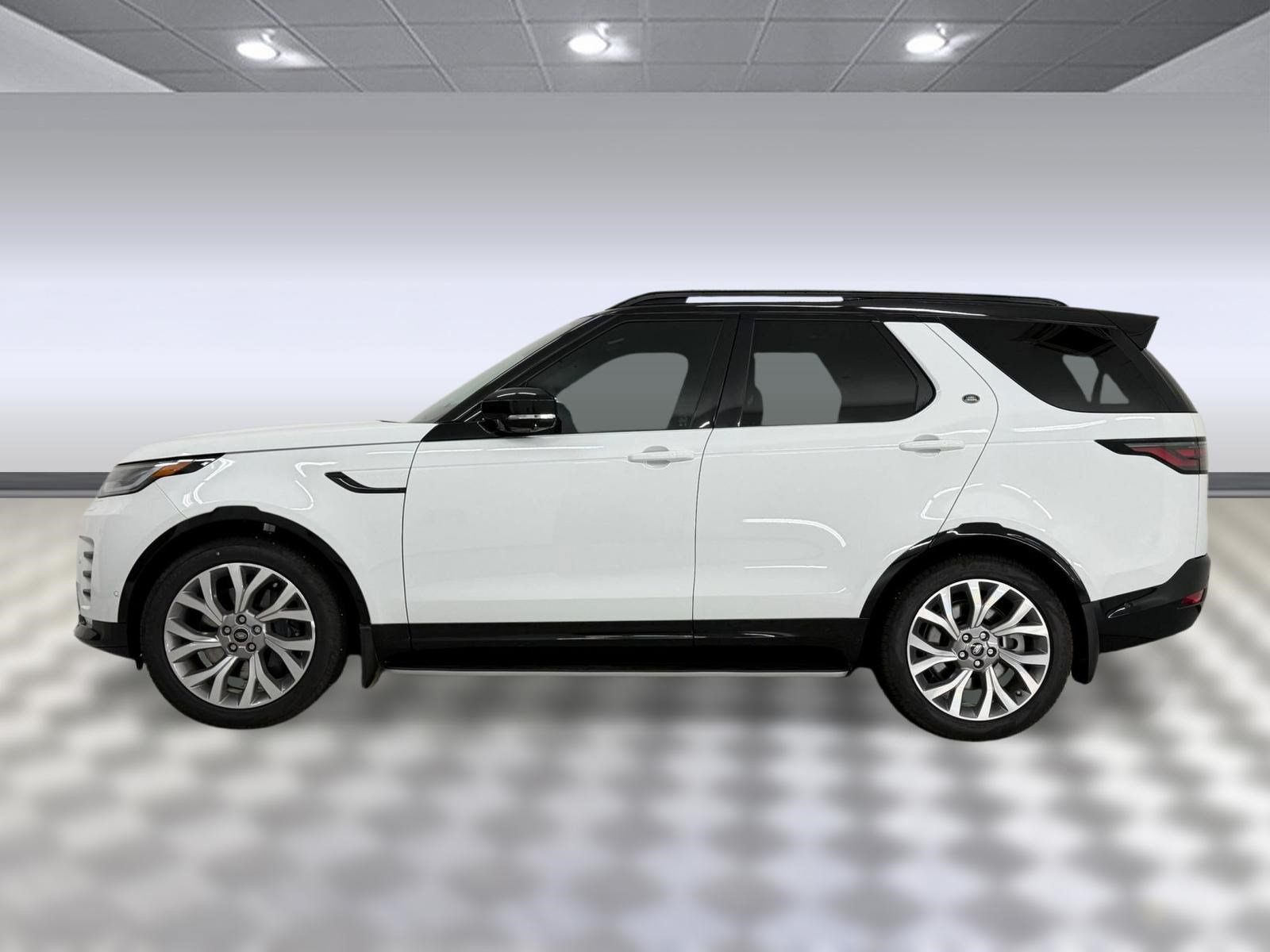 New 2026 Land Rover Discovery Limited Edition AWD/4WD image 2