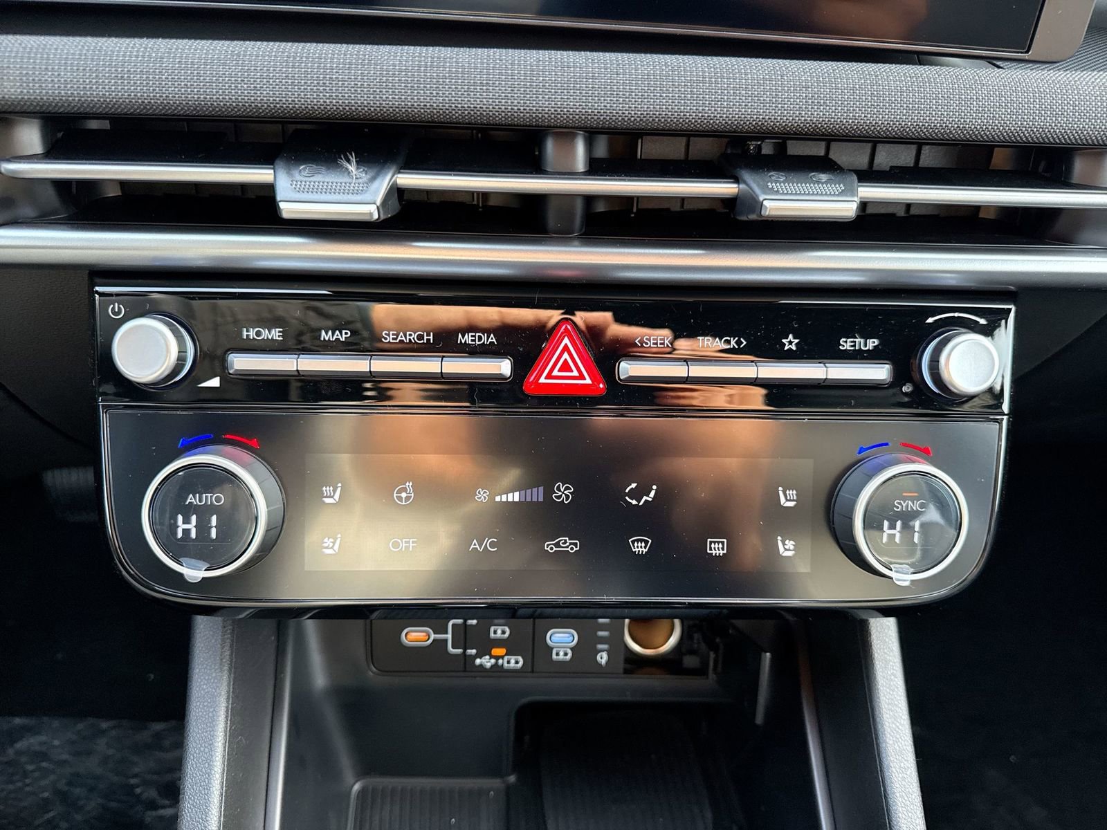 New 2026 Hyundai Santa Cruz Limited AWD/4WD image 20