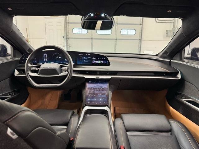 Used 2024 Lucid Air Touring AWD/4WD image 23