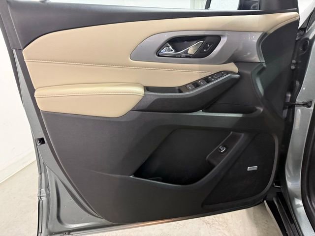 Certified 2023 Chevrolet Traverse LT w/ LT Premium Package image 10