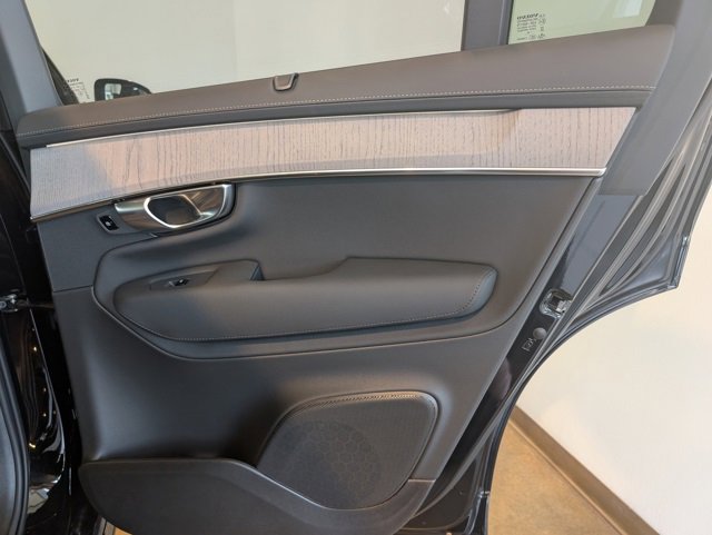 New 2026 Volvo XC90 B6 Ultra image 27