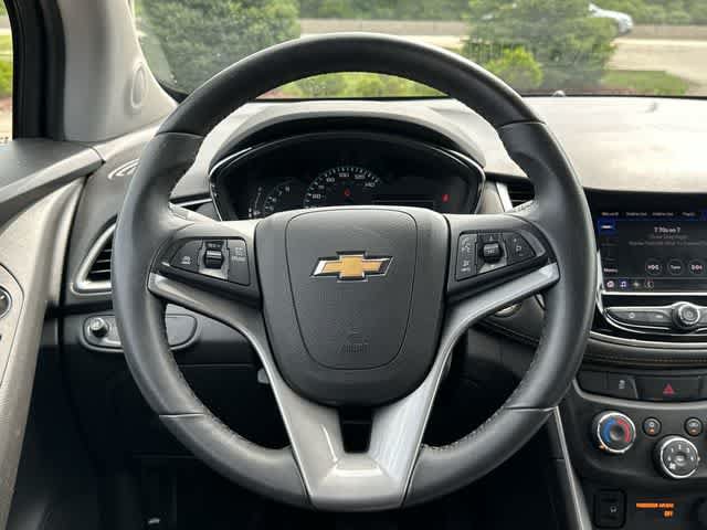 Used 2022 Chevrolet Trax LT w/ LT Convenience Package AWD/4WD image 7