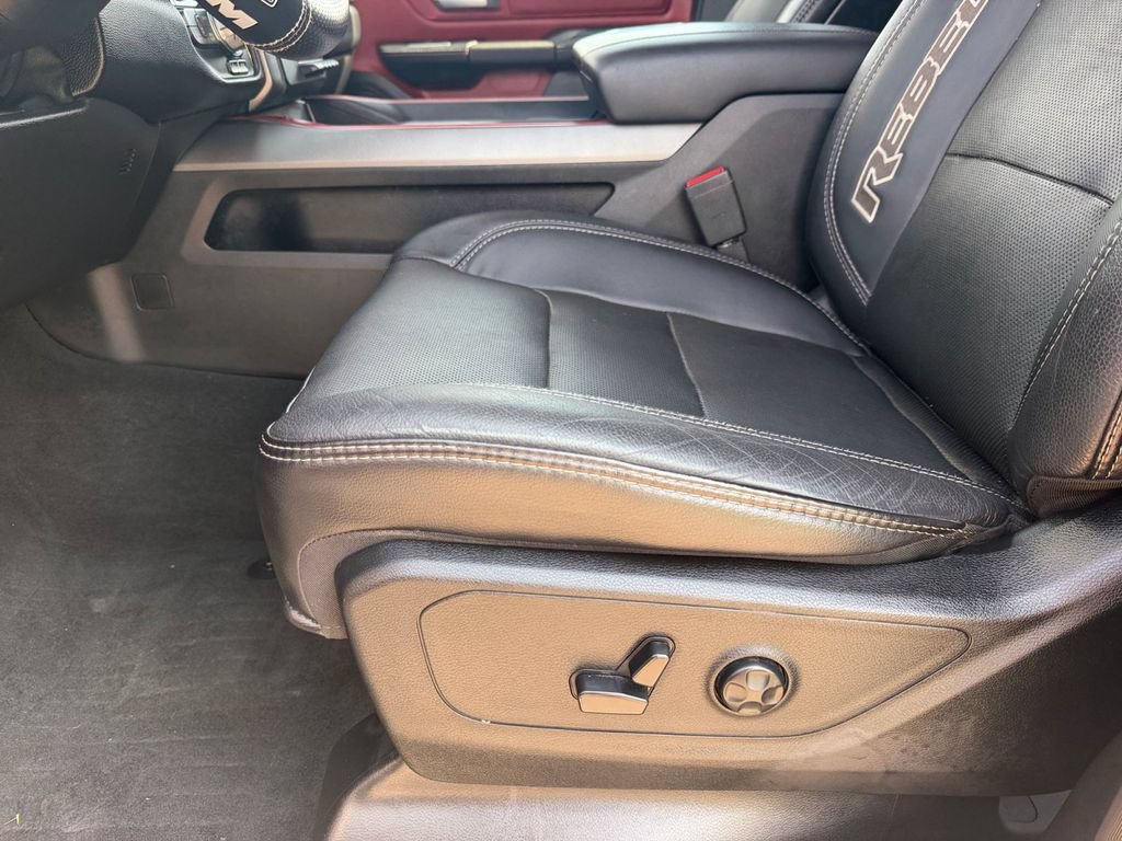 Used 2020 RAM 1500 Rebel w/ Rebel Level 2 Equipment Group AWD/4WD image 11