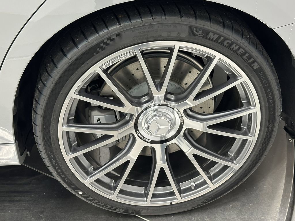 New 2026 Mercedes-Benz E 53 AMG e 4MATIC Sedan image 24