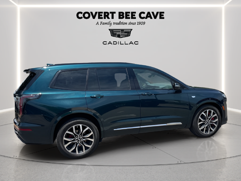 Used 2025 Cadillac XT6 Sport w/ Technology Package AWD/4WD image 10