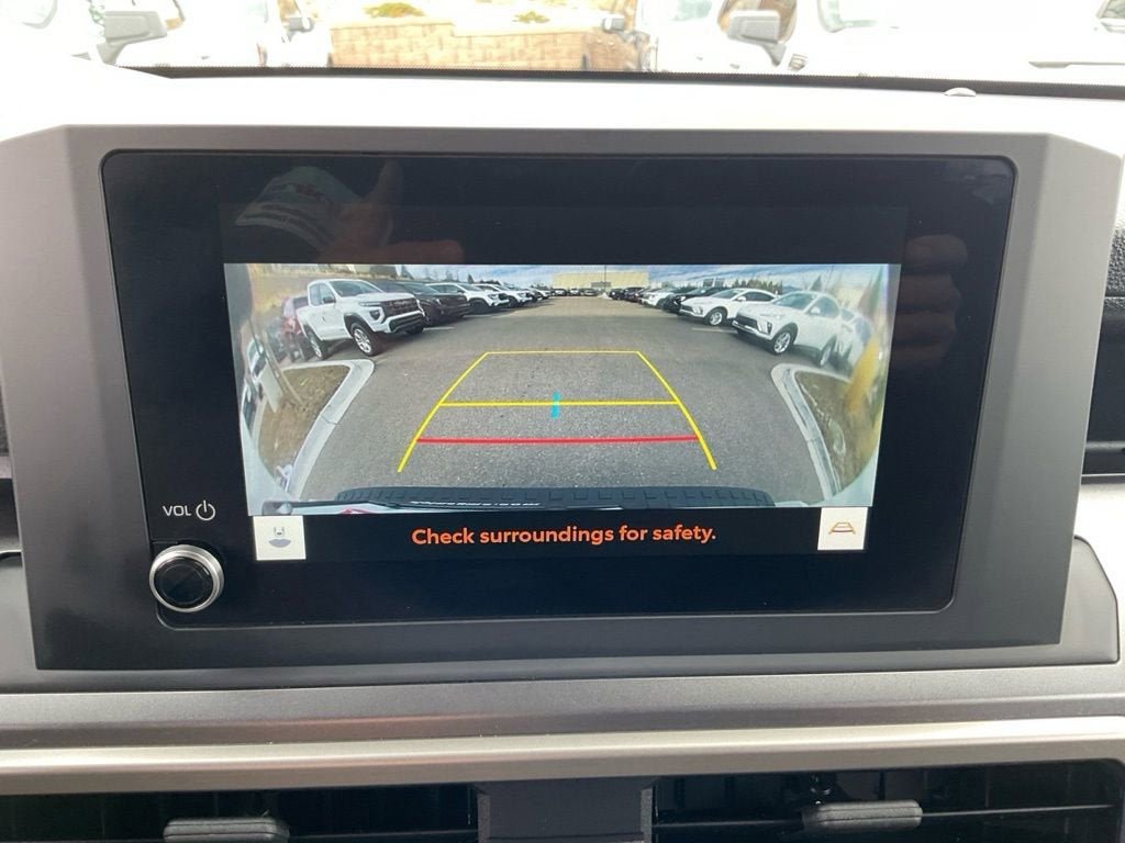 Used 2025 Toyota 4Runner SR5 image 16