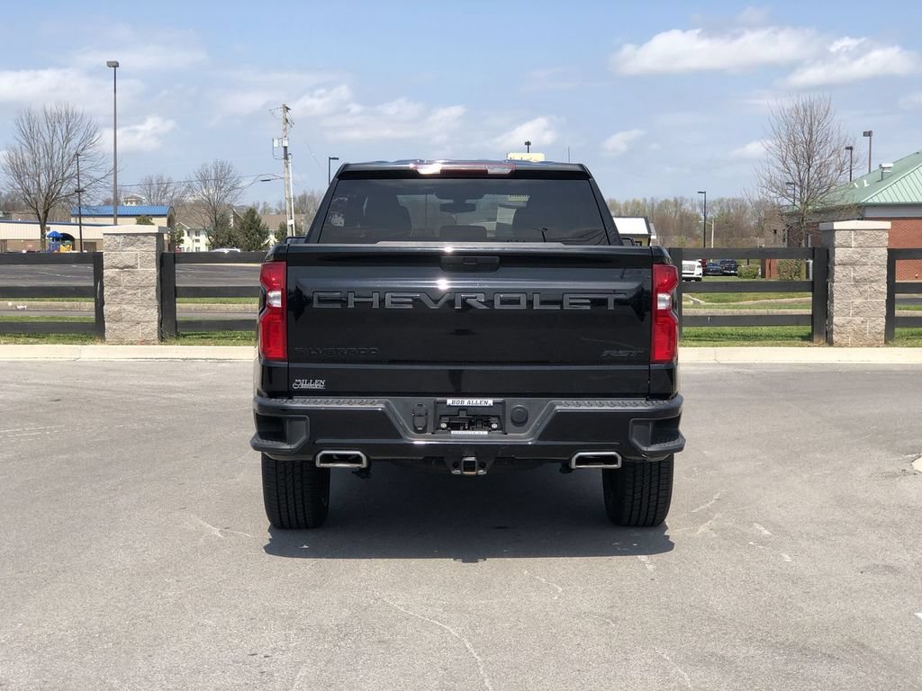 Used 2021 Chevrolet Silverado 1500 RST w/ Bed Protection Package AWD/4WD image 18