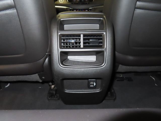 Used 2017 Cadillac XT5 Luxury w/ Driver Awareness Package image 25