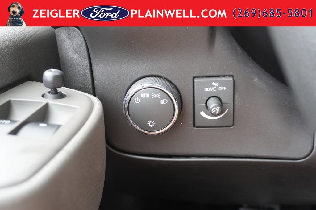 Used 2024 GMC Savana 2500 w/ Driver Convenience Package RWD image 23