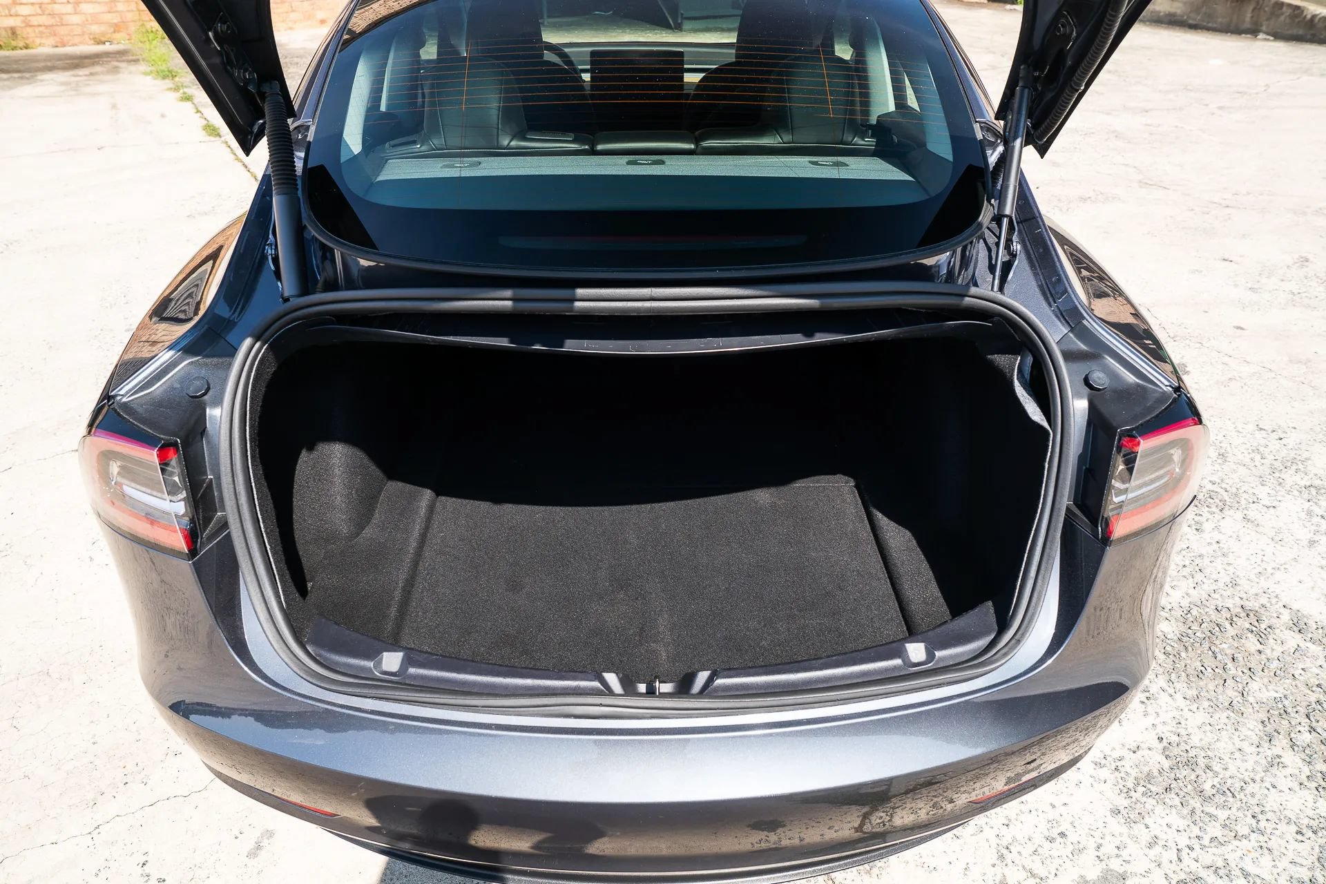 Used 2023 Tesla Model 3 Standard Range RWD image 7