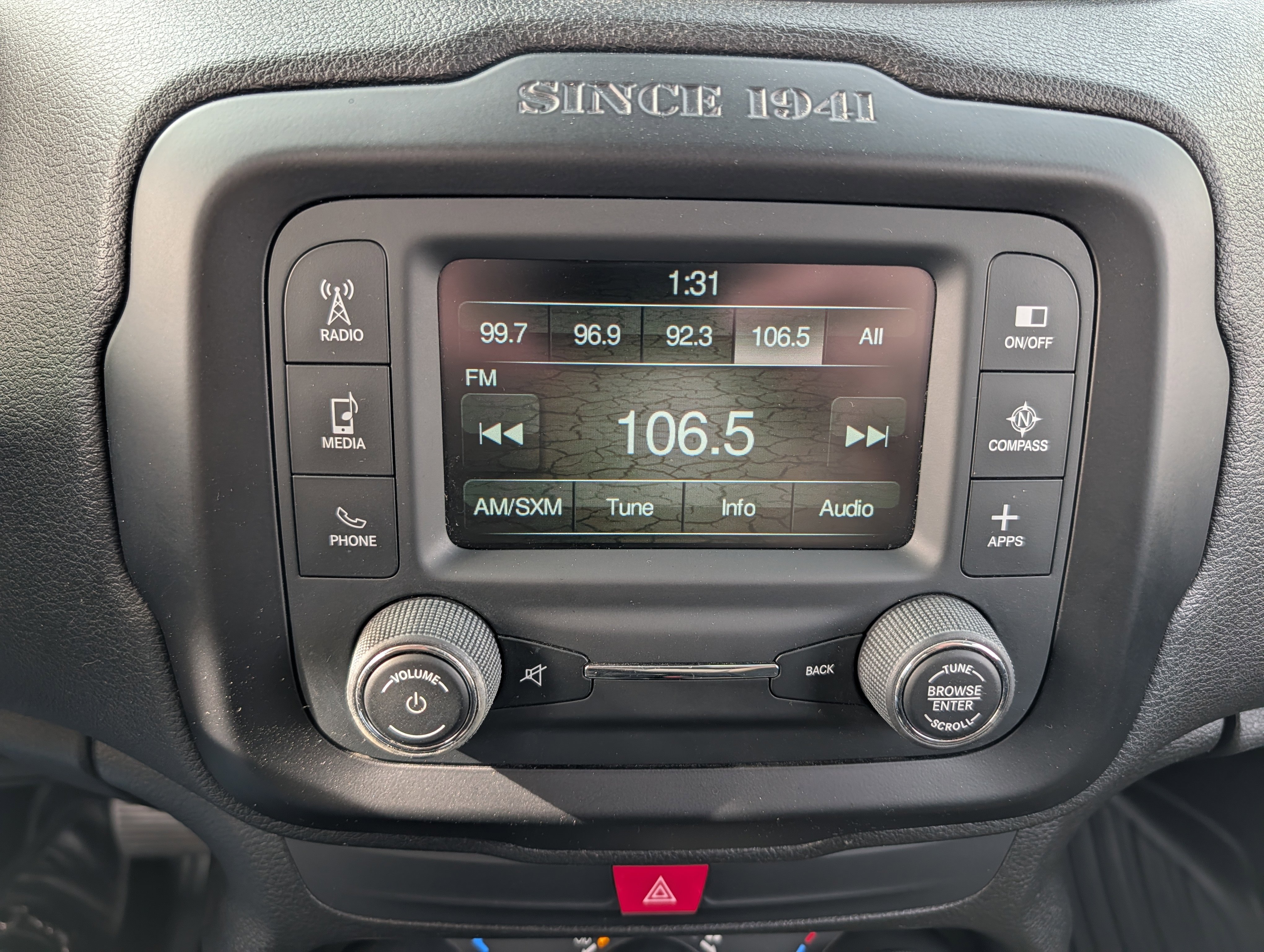 Used 2017 Jeep Renegade Altitude AWD/4WD image 15