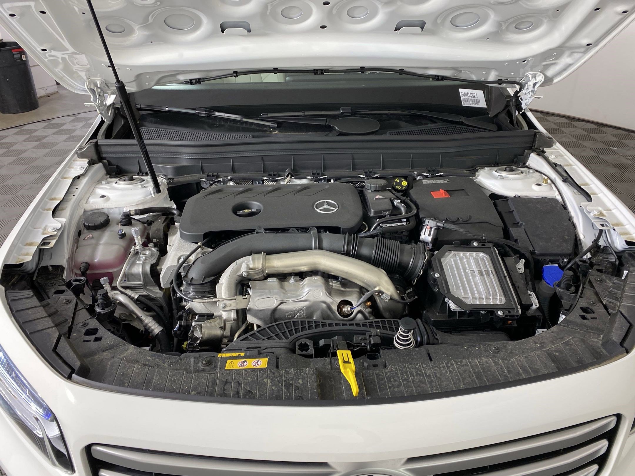 Certified 2025 Mercedes-Benz GLB 250 4MATIC image 30