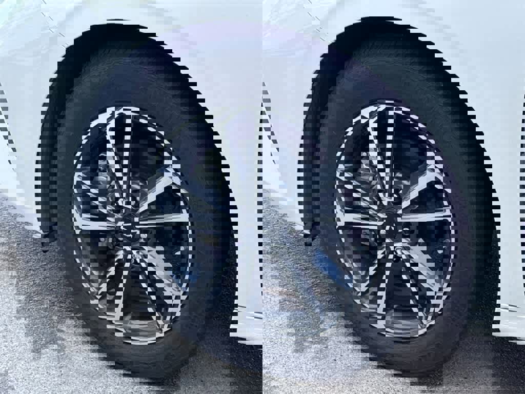 Used 2022 Kia Forte LXS image 10