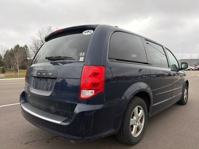 Used 2012 Dodge Grand Caravan SXT w/ Entertainment Group 1 image 5