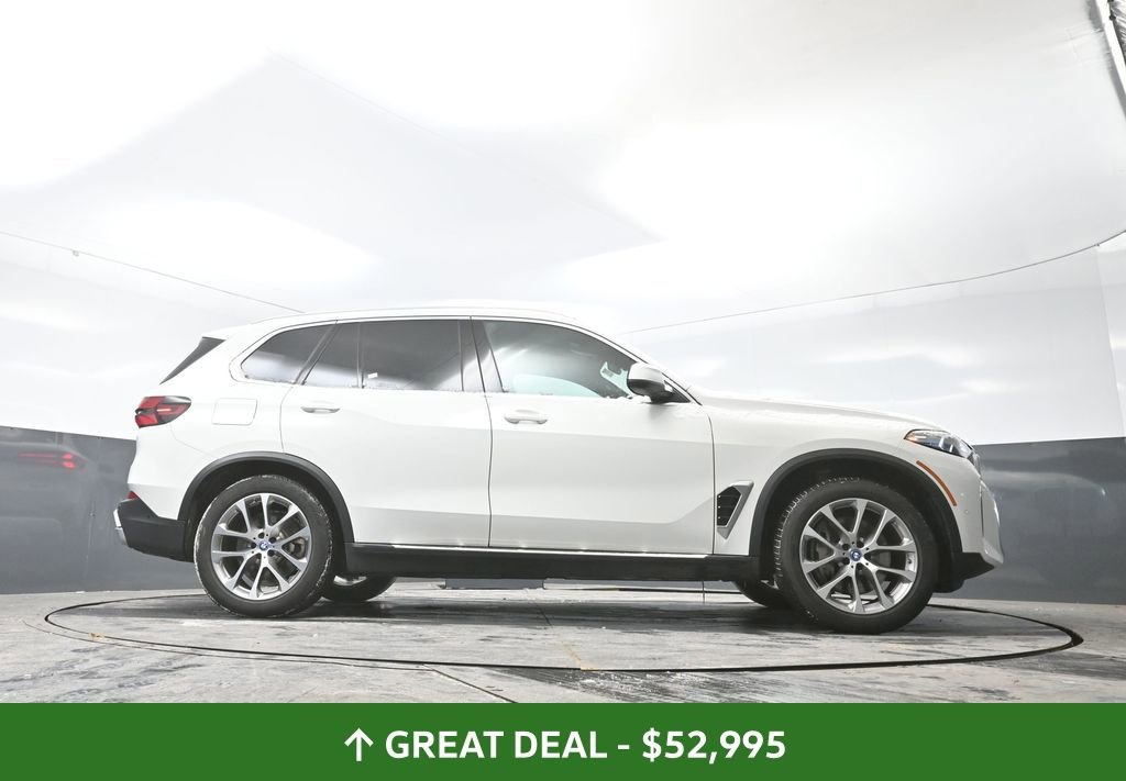 Used 2025 BMW X5 xDrive50e image 47