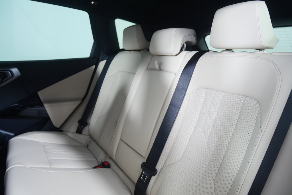 New 2026 BMW X3 xDrive30i AWD/4WD image 13