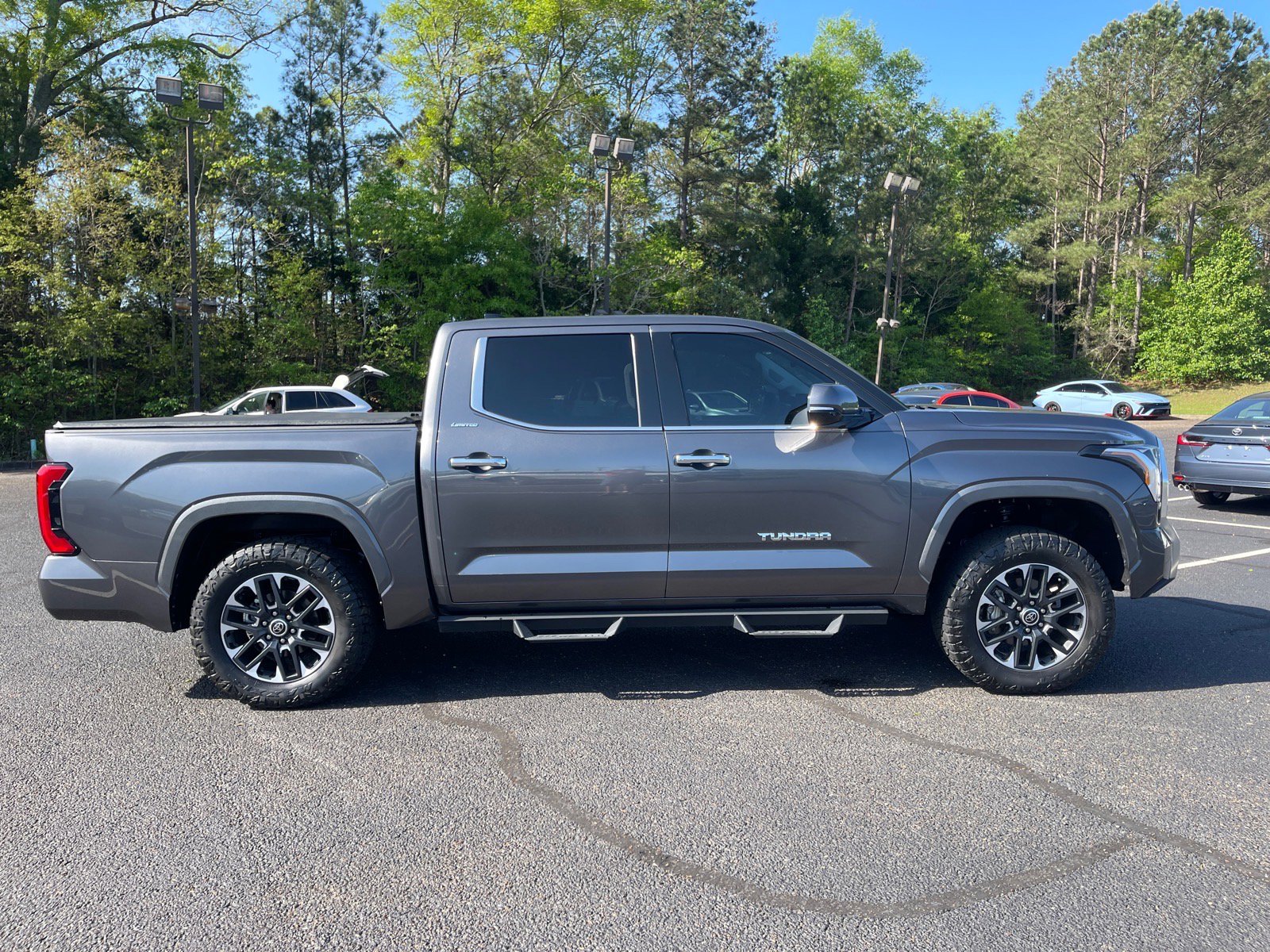 Used 2023 Toyota Tundra Limited image 21