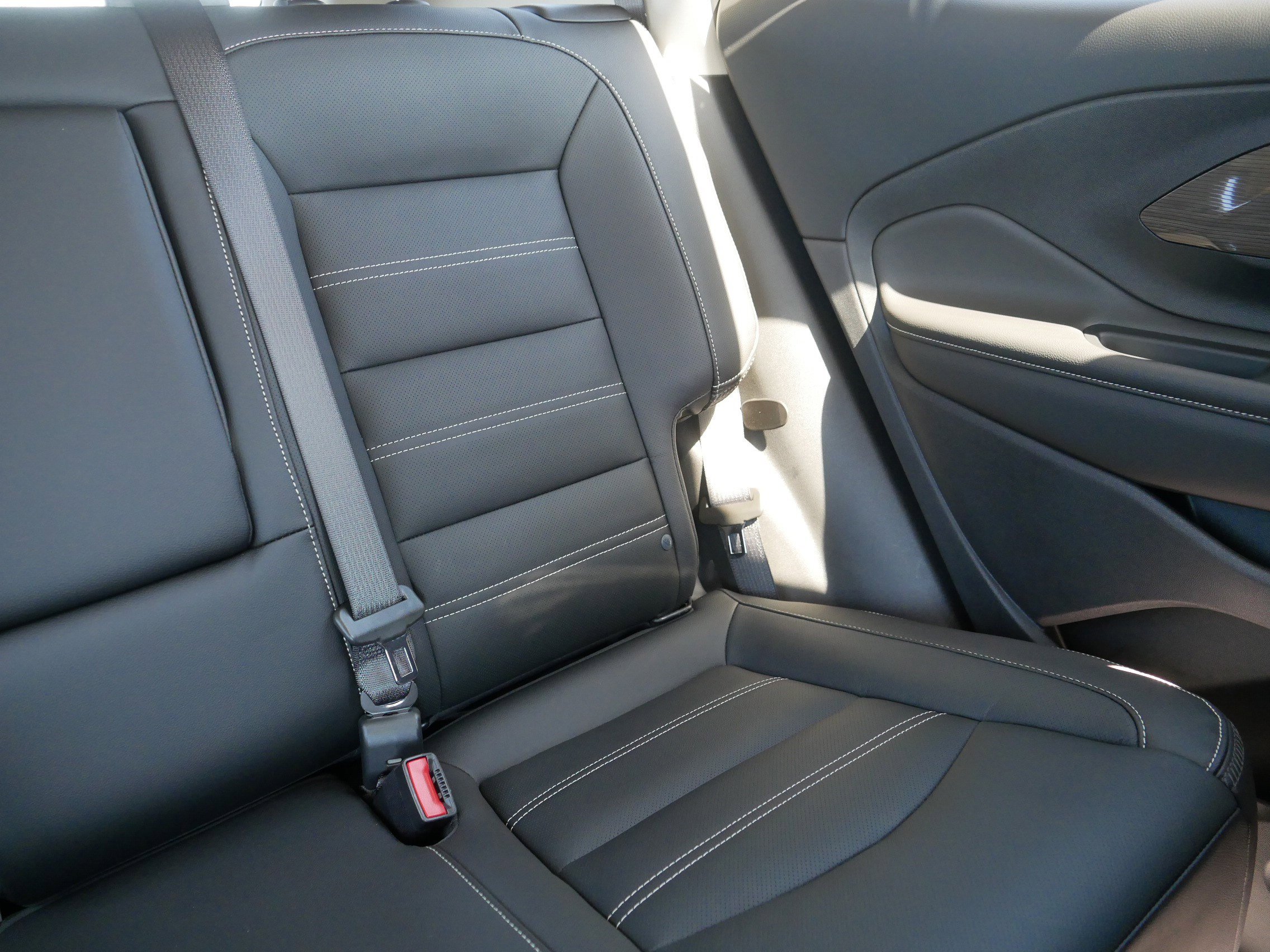 Used 2023 GMC Terrain Denali w/ Black Diamond Edition AWD/4WD image 14