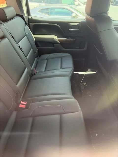 Used 2018 GMC Sierra 2500 SLT w/ Duramax Plus Package AWD/4WD image 7