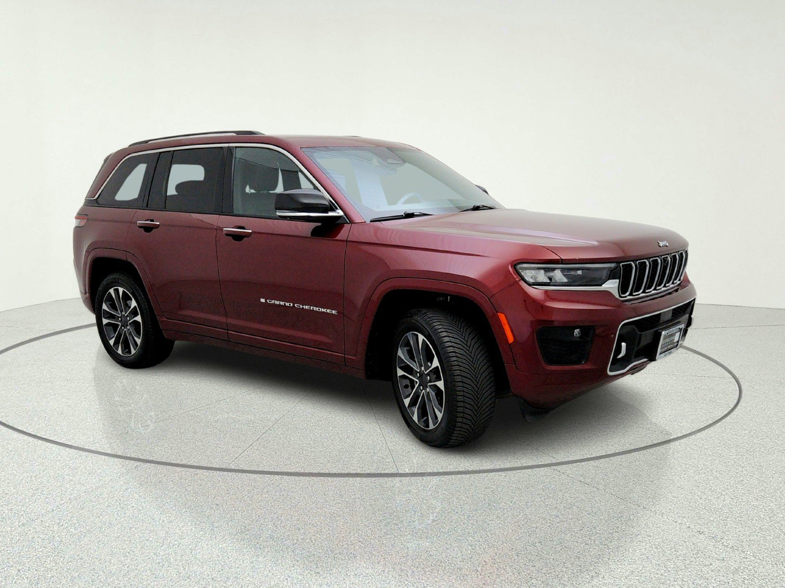 Used 2022 Jeep Grand Cherokee Overland w/ Adv Protech Group III AWD/4WD image 5