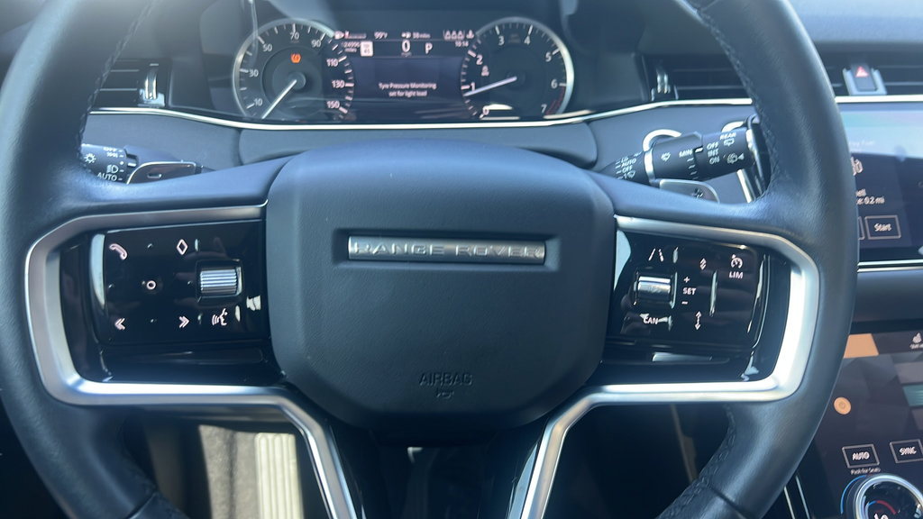 Used 2023 Land Rover Range Rover Evoque R-Dynamic SE AWD/4WD image 30