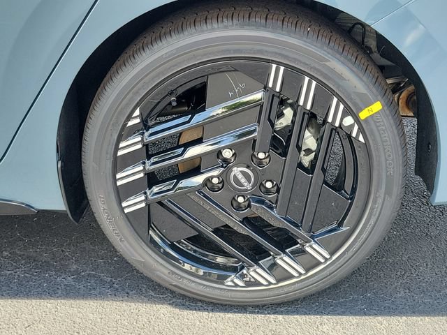 New 2026 Nissan Sentra SR w/ Floor Mat Package FWD image 10