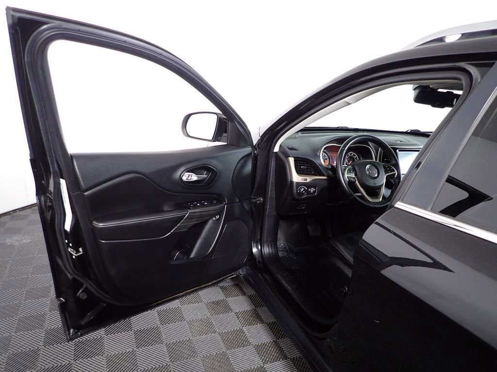 Used 2014 Jeep Cherokee Limited AWD/4WD image 19