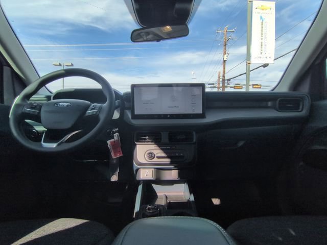 Used 2025 Ford Maverick XL image 2