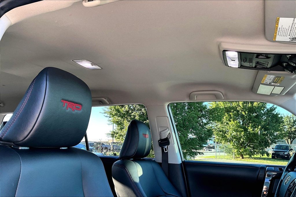 Used 2023 Toyota 4Runner TRD Off-Road Premium w/ Off Road Premium Plus Package AWD/4WD image 21