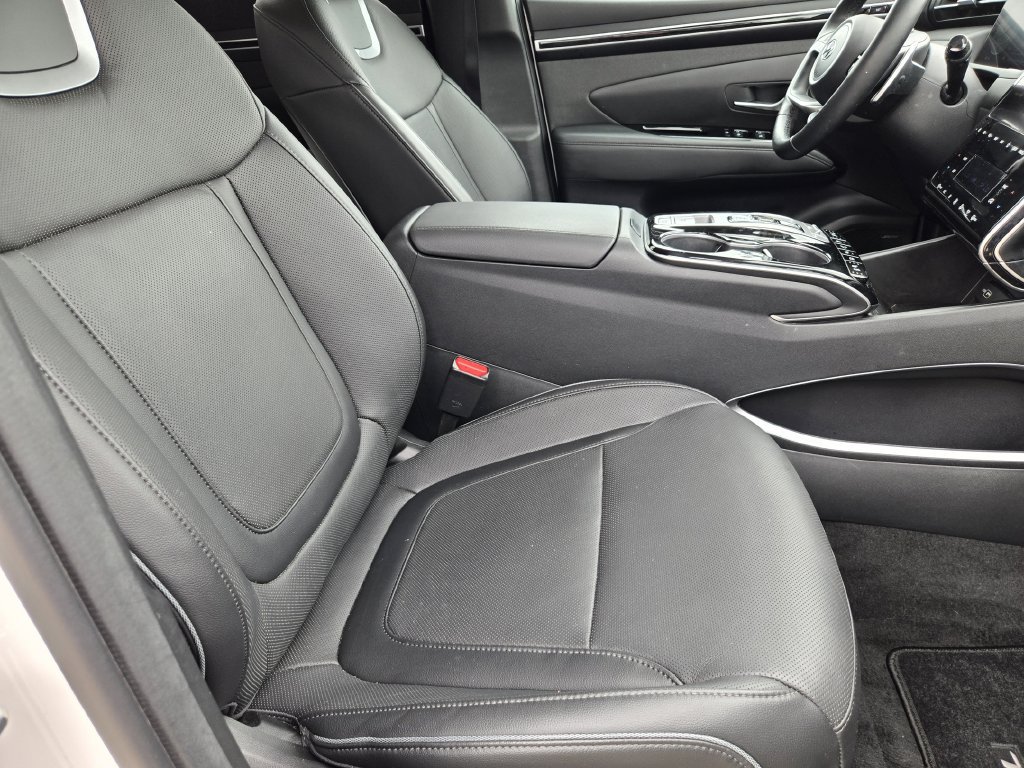 Used 2024 Hyundai Tucson Limited FWD image 11